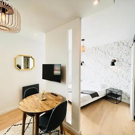 Diebold 2 - 1 Bedroom - Gare De Vaise Διαμέρισμα